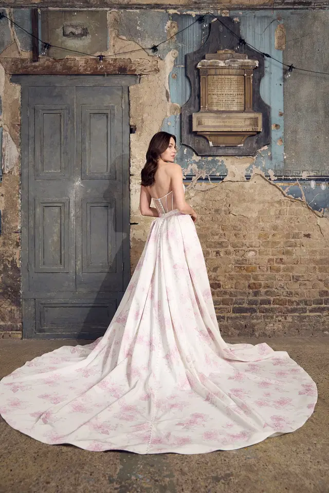 Abbey Road & Overskirt von Dando London - Ansicht 2 von 3