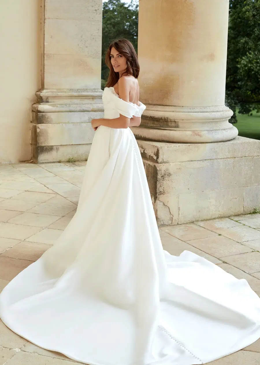 EXQUISITE by Dando London - view 3 of 3