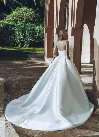 ULIANA by Enzoani - view 7 of 7