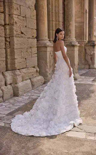 Hafsa by Veni Infantino - view 5 of 5