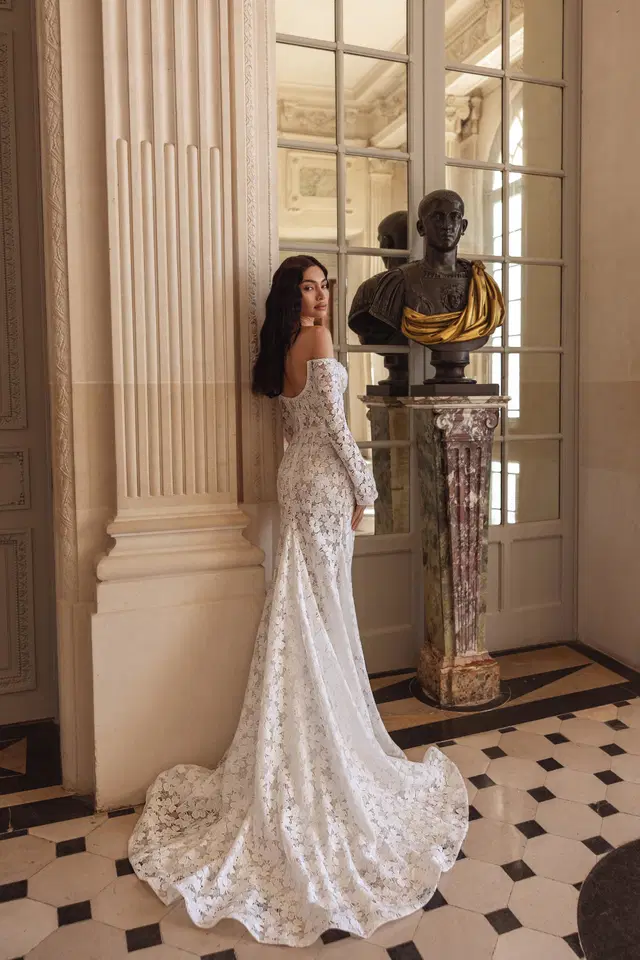 Venetia by Ella Novia - view 3 of 3
