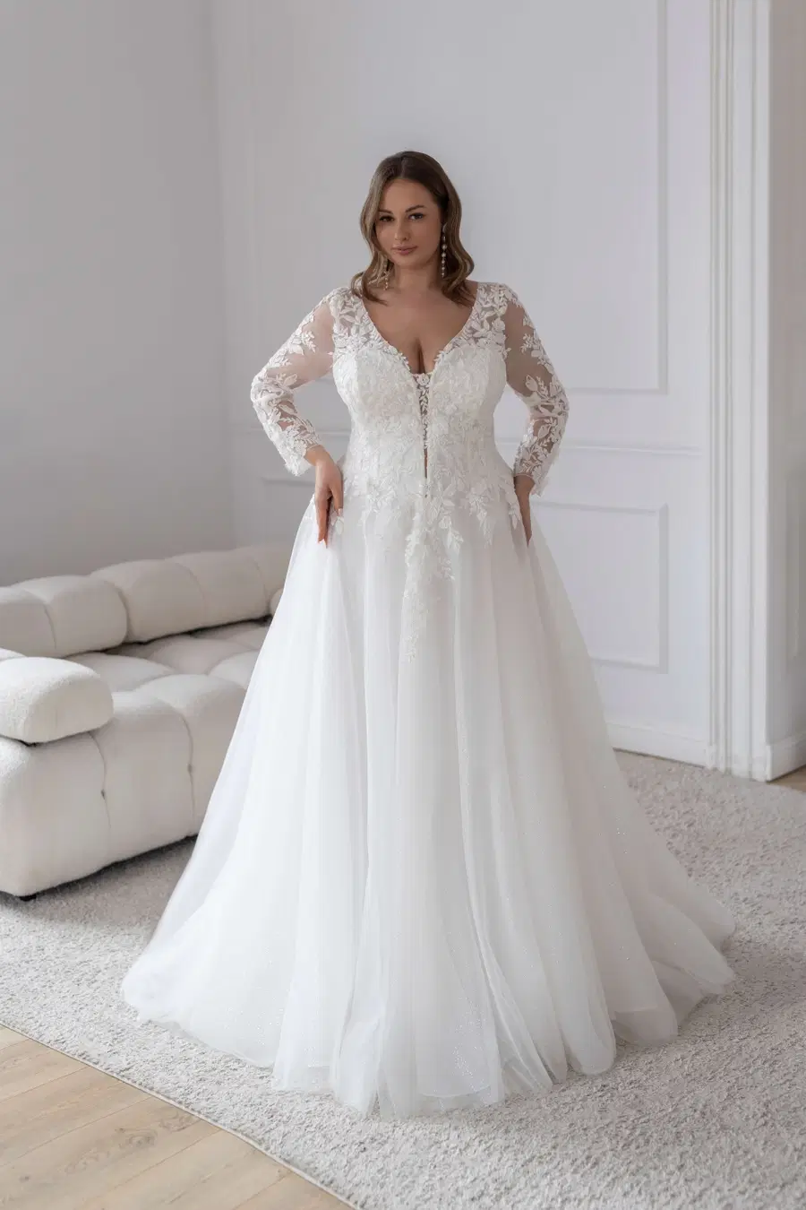 Givainy by Jarice: A-Line silhouette, V-neck neckline, long sleeves, tulle
