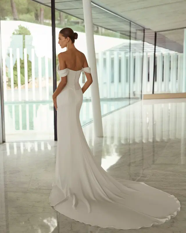 GARAZI by Rosa Clara - view 2 of 3
