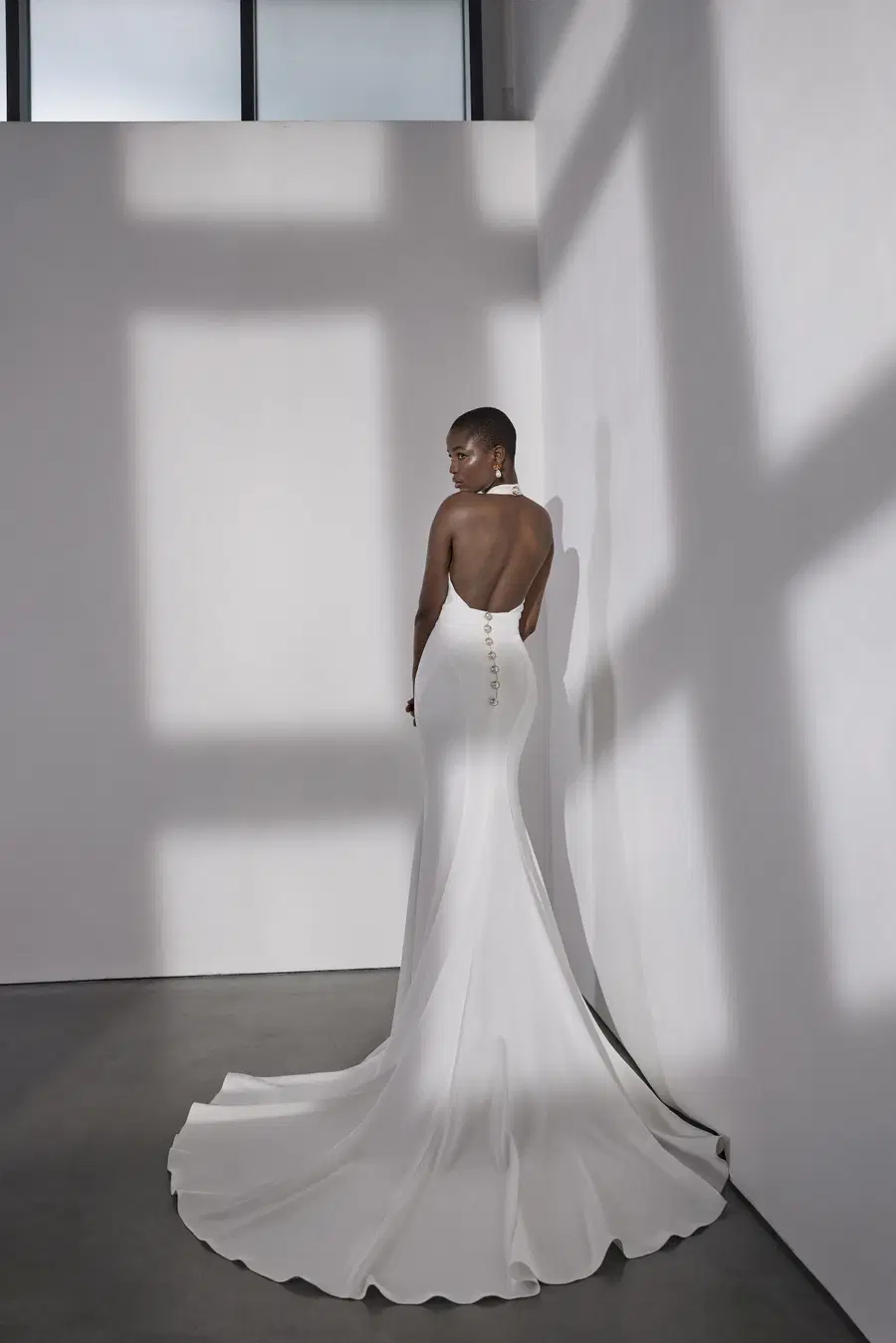 Isa by Avenue by Josephine Scott - view 2 of 4