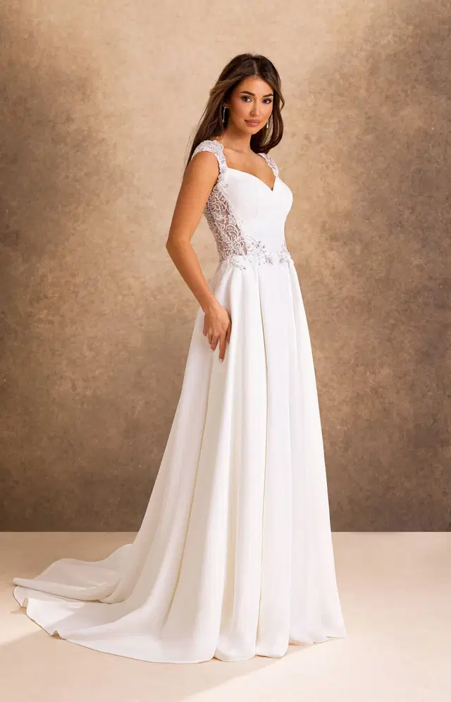 RB4250 by Rachel Allan: A-Line silhouette, sweetheart neckline, cap sleeves, lace