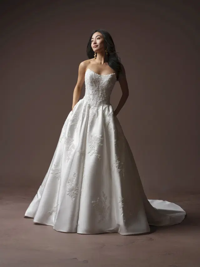 LUCINDE by Sottero & Midgley: A-Line silhouette, cat eye neckline, cap sleeves, lace