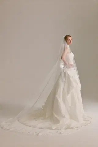 Celinde by Josephine Scott - view 7 of 8