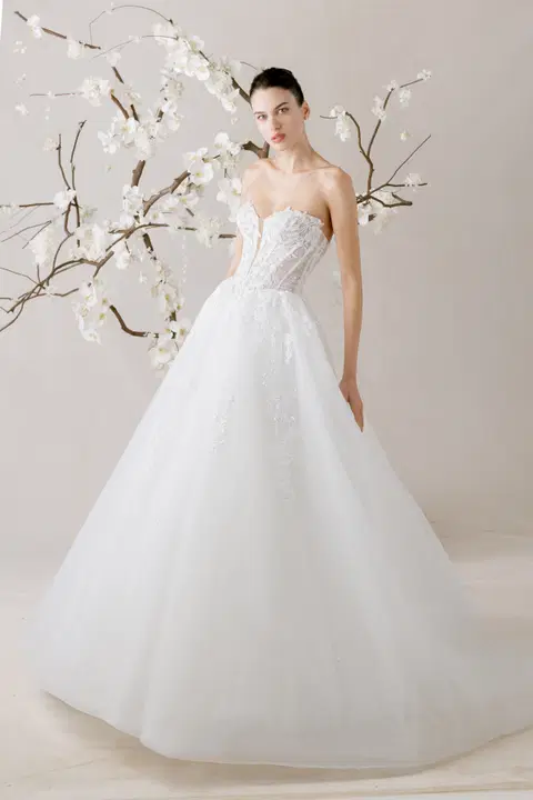 Odette 1010019 wedding dress by Mori Lee, ball gown, lace