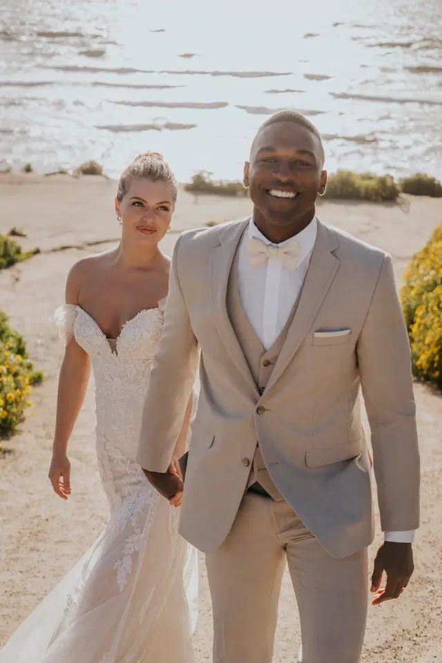 A1163 by Allure Bridals - view 8 of 11