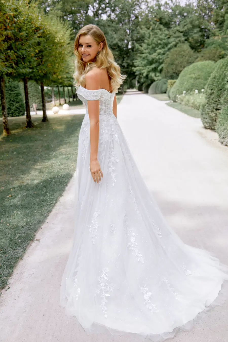 44526 by Sincerity Bridal - view 5 of 9