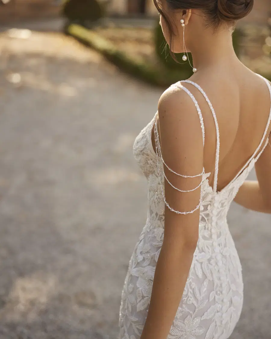 Victa by Rosa Clara - view 3 of 4