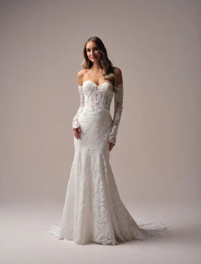 Dakota by Maggie Sottero: Mermaid silhouette, sweetheart neckline, separate sleeves, lace