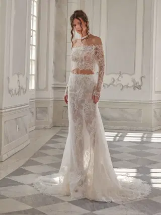 Presley by Vanilla Sposa - view 3 of 5
