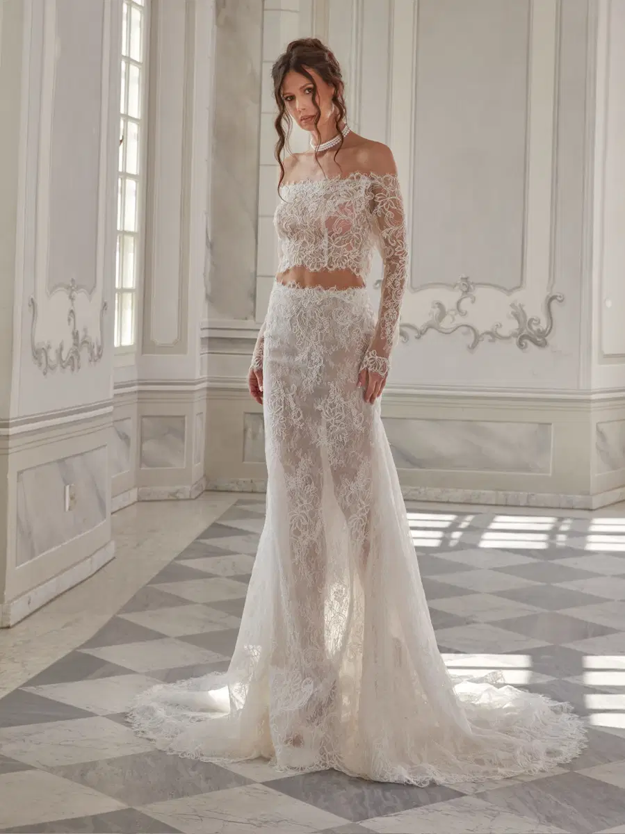 Presley by Vanilla Sposa - view 3 of 5