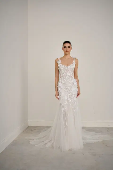 Ambrosia wedding dress by Justin Alexander Signature, fit & flare, tulle