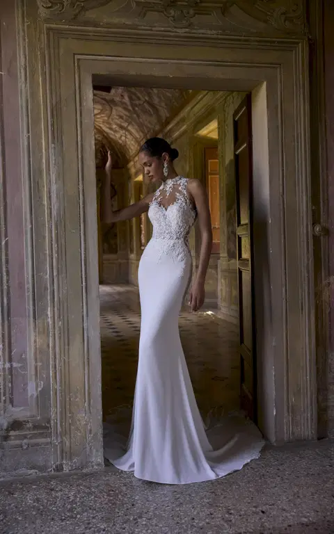 Aelwen 63265 wedding dress by Veni Infantino, trumpet, lace