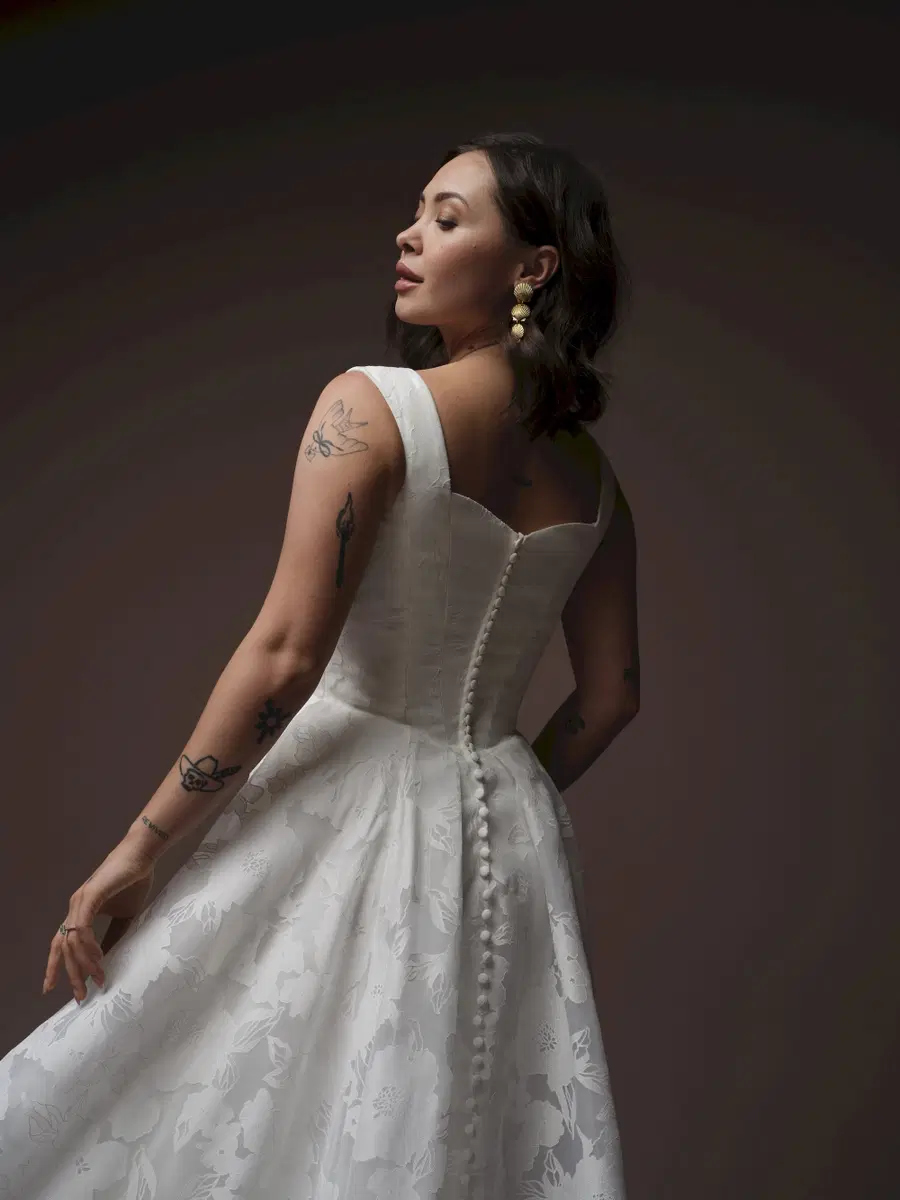 JADE by Rebecca Ingram - view 4 of 6