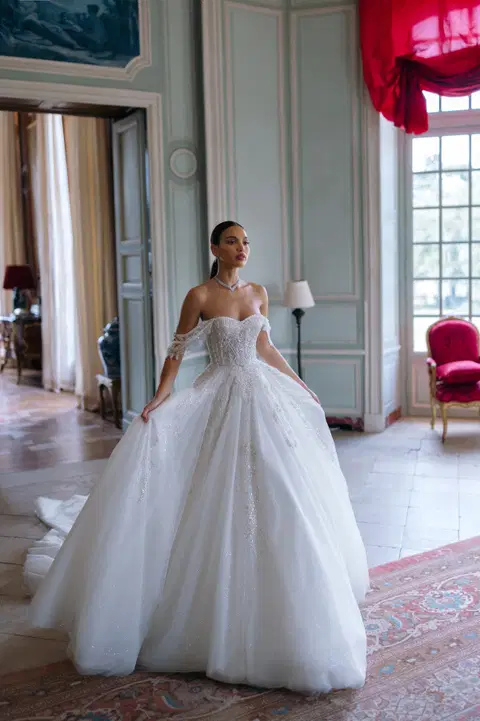 Ari wedding dress by Wona Concept, ball gown, lace