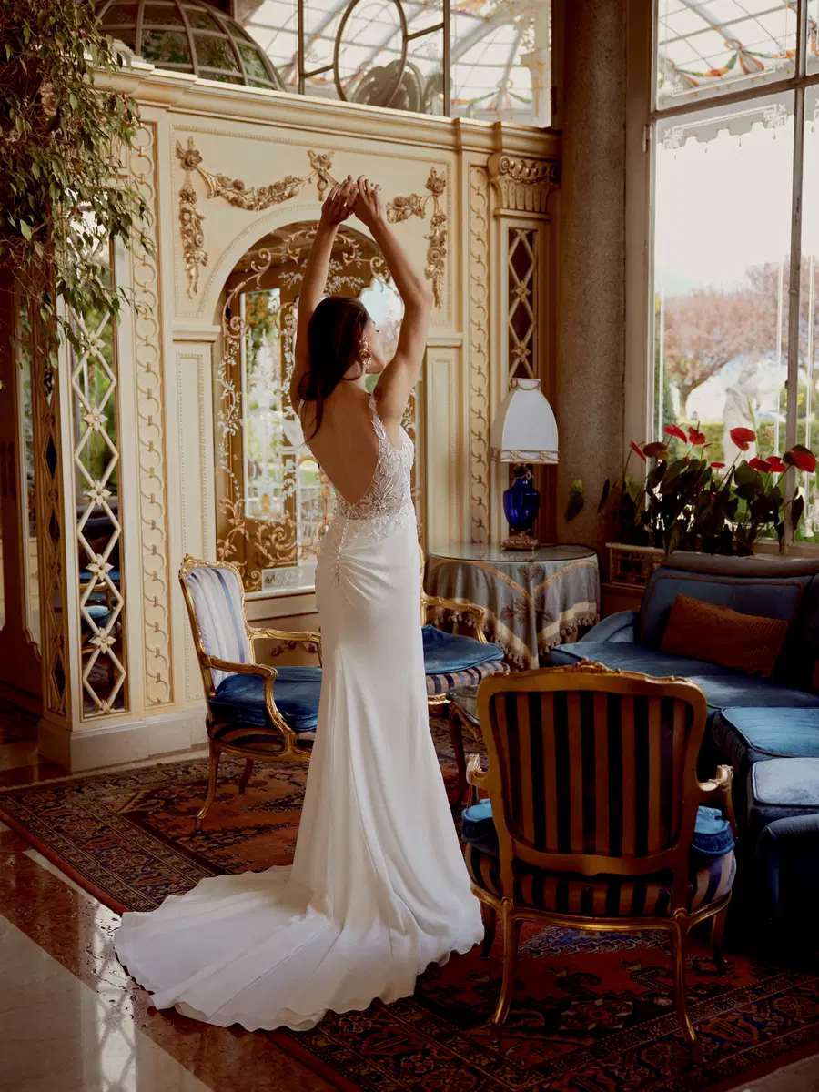 Isabella by Justin Alexander - view 6 of 7