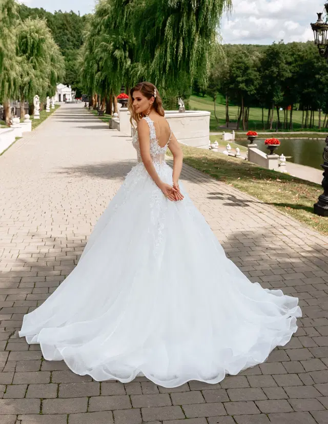 5571 by Serena Bridal - view 2 of 2