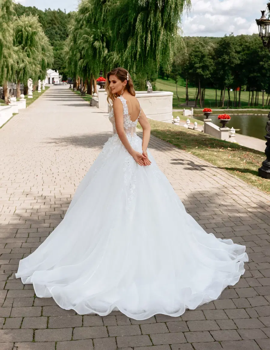 5571 by Serena Bridal - view 2 of 2