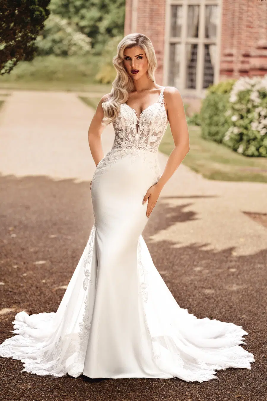 DC015B by Danielle Couture: Fit & Flare silhouette, V-neck neckline, crepe, chapel train