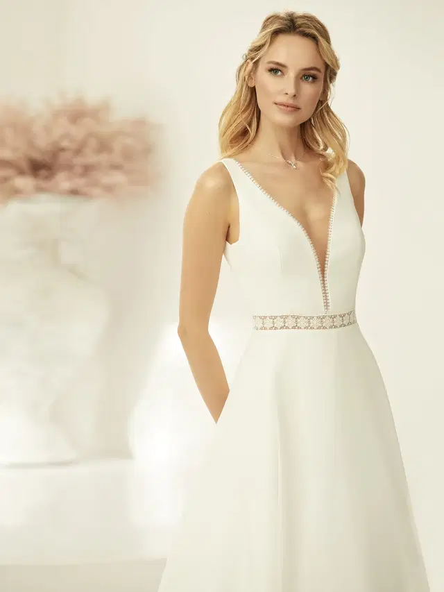 AZARIA by Bianco Evento - view 3 of 3