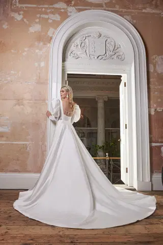 Claudia by Josephine Scott - view 4 of 5