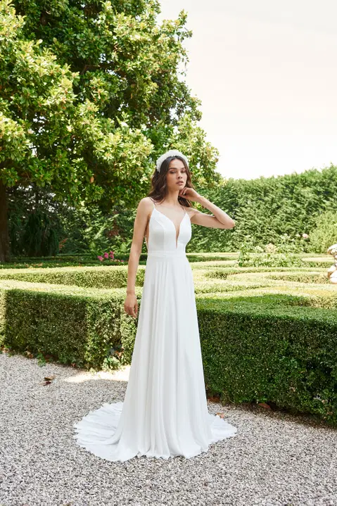 Style E-5317 wedding dress by Elizabeth Passion, A-line, chiffon