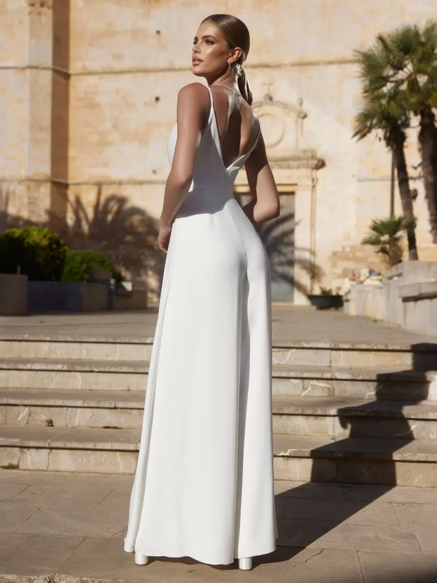 LIV by Bianco Evento - view 5 of 6