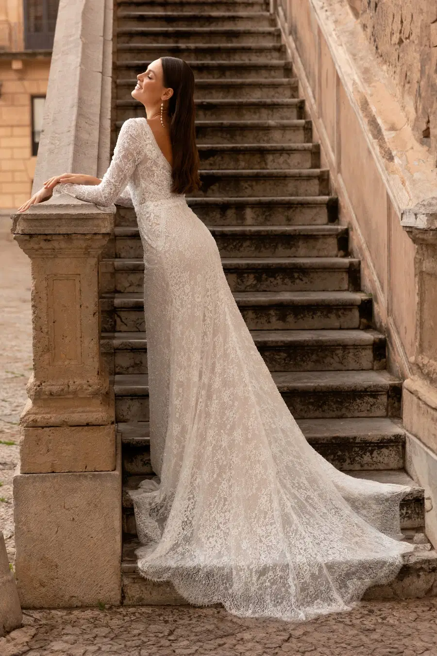 8328 by Monica Loretti - view 4 of 4