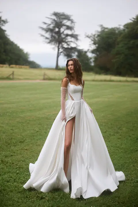 Belinda wedding dress by Anne Mariée, A-line, mikado