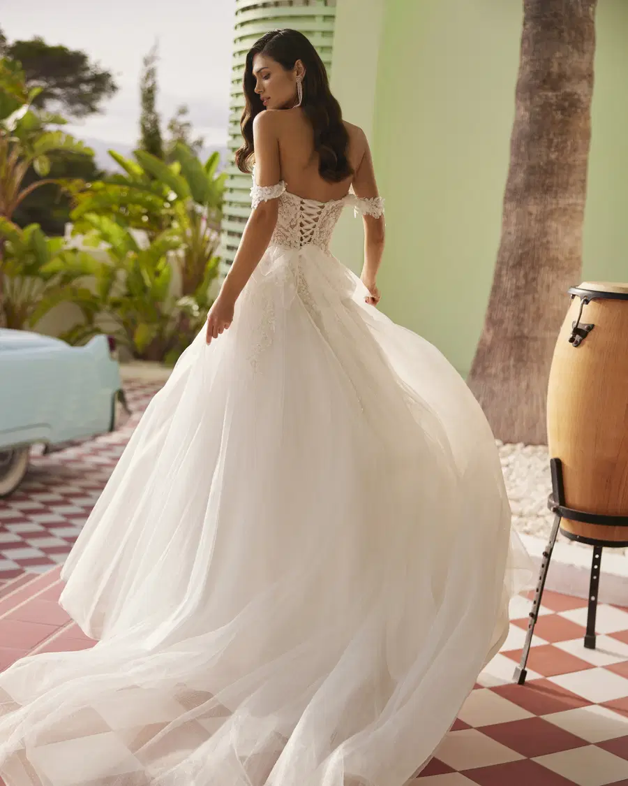 Jeri by Luna Novias - view 4 of 4