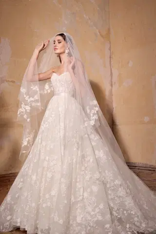 Camilla by Josephine Scott - view 7 of 9
