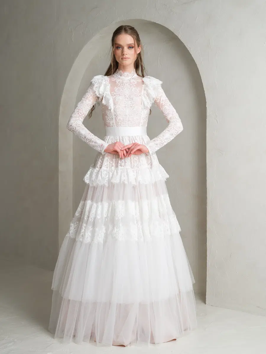 Lilith by Katya Katya London: A-Line silhouette, high / halter neckline, long sleeves, lace