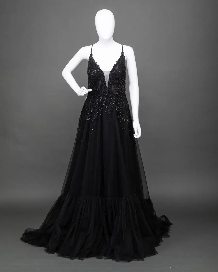 Rüschchen by DarkDreamCouture - view 1 of 1