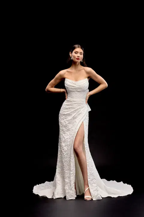 Vespera wedding dress by Justin Alexander, fit & flare, brocade