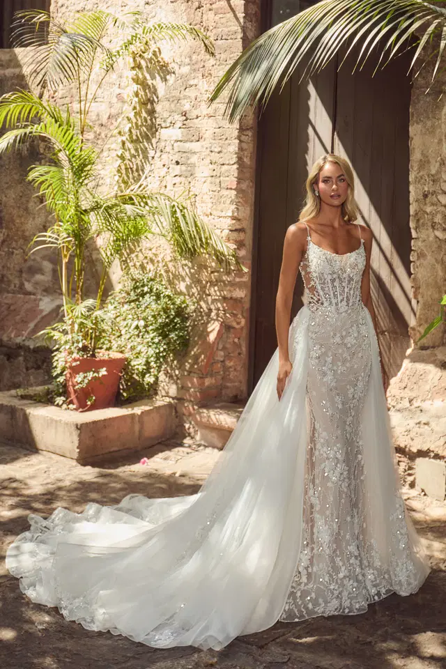 124252 Hera by Calla Blanche: Mermaid silhouette, sweetheart neckline, sleeveless, tulle