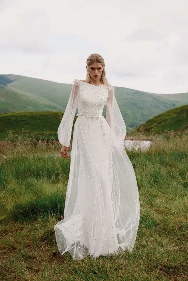 Petrarch by Ariamo Boho: lace