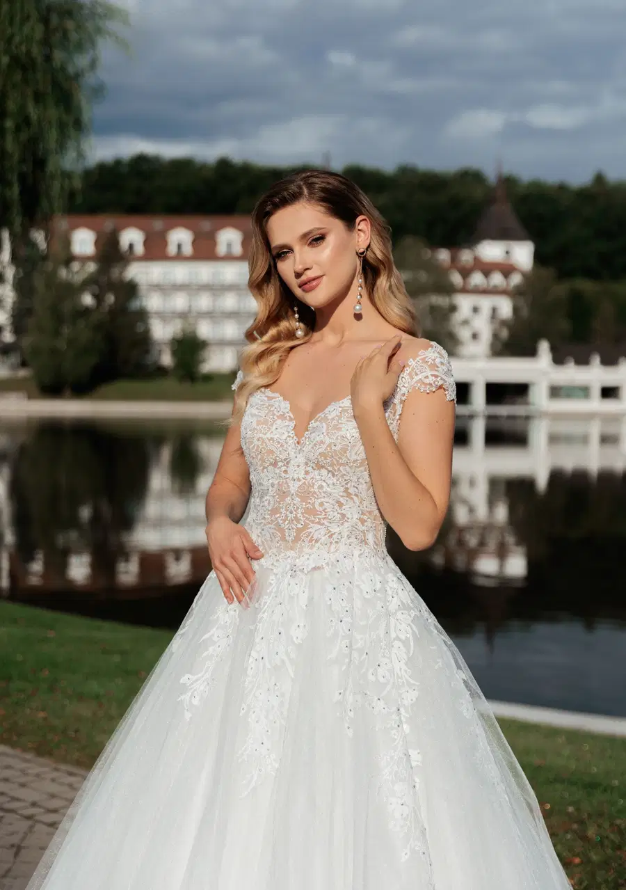 5574 by Serena Bridal - view 3 of 3