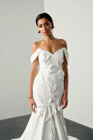 Tilerina by Justin Alexander Signature - view 5 of 6