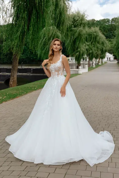 Style 5571 wedding dress by Serena Bridal, ball gown, lace