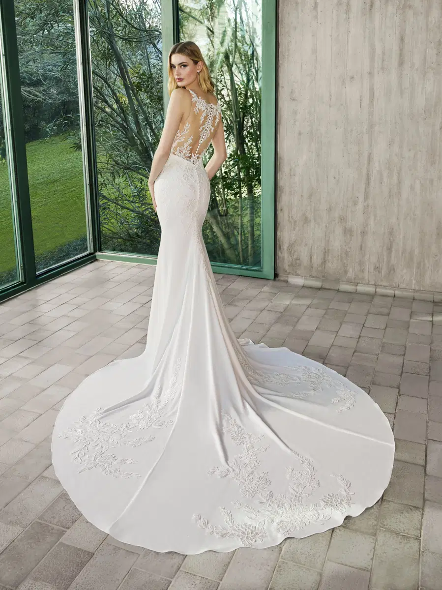 CASSYA by Pronovias - view 2 of 3