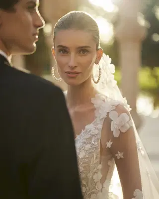 Oliana by Rosa Clara - view 5 of 5