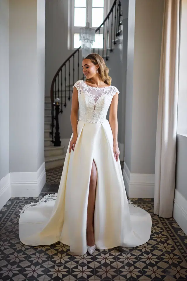 27214 by Très Chic: A-Line silhouette, deep V-neck neckline, separate sleeves, mikado