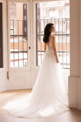 E-5403 by Elizabeth Passion - view 5 of 6