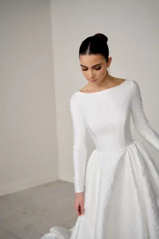 Calista by Justin Alexander Signature - view 3 of 7