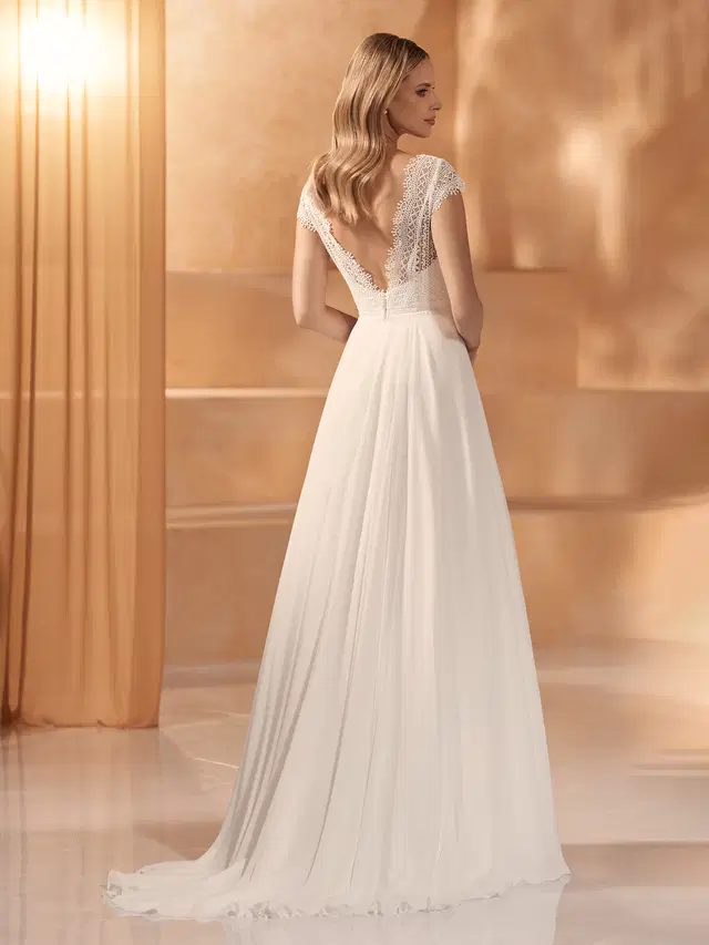 KSENA by Bianco Evento - view 2 of 4