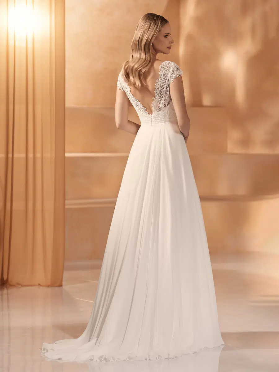 KSENA by Bianco Evento - view 2 of 4
