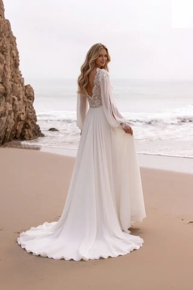 A126 Cecilia by Aveline - view 2 of 6